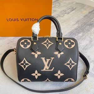 Louis Vuitton Speedy Bandouliere 25 Shoulder Crossbody Bag